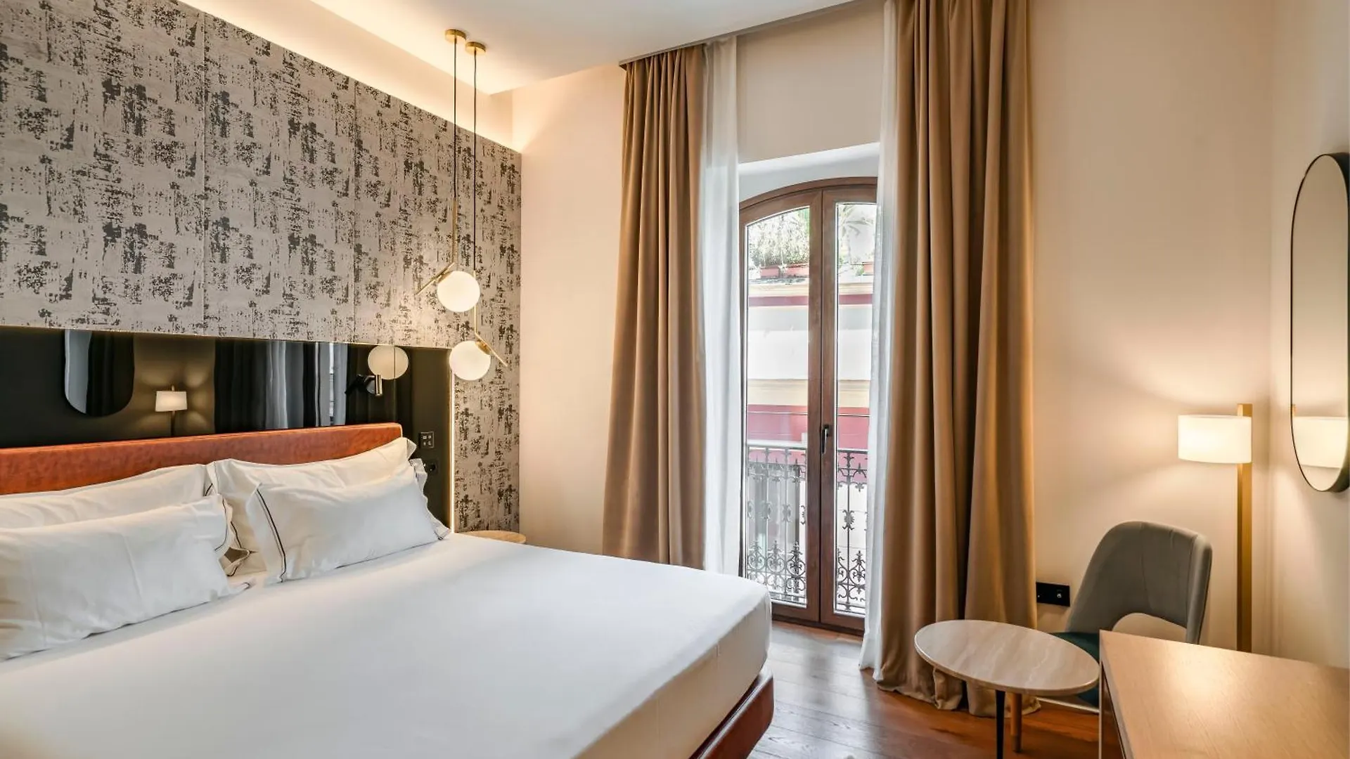 Vincci Seleccion Unuk 5 Gl Hotel Seville