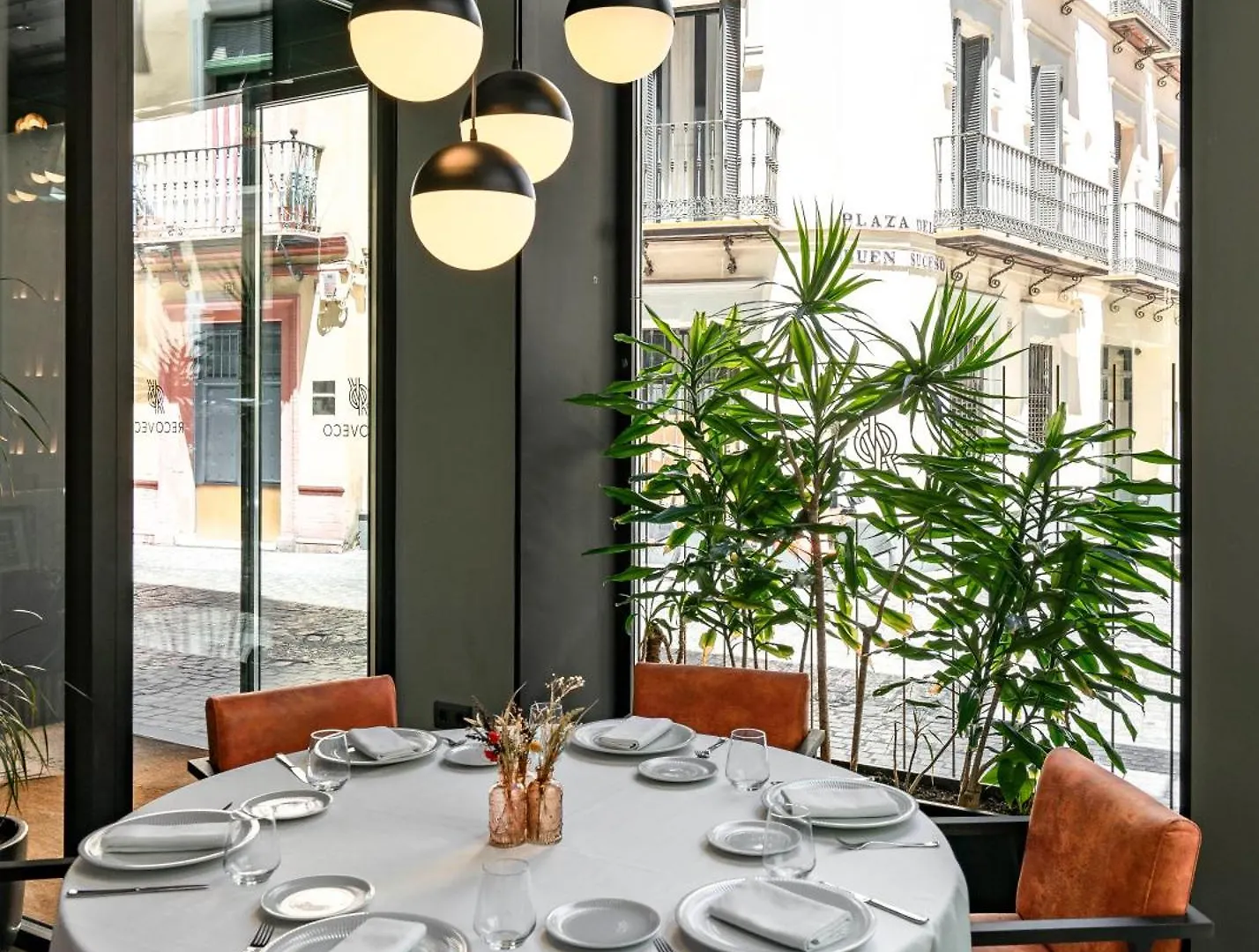 Vincci Seleccion Unuk 5 Gl Hotel Seville